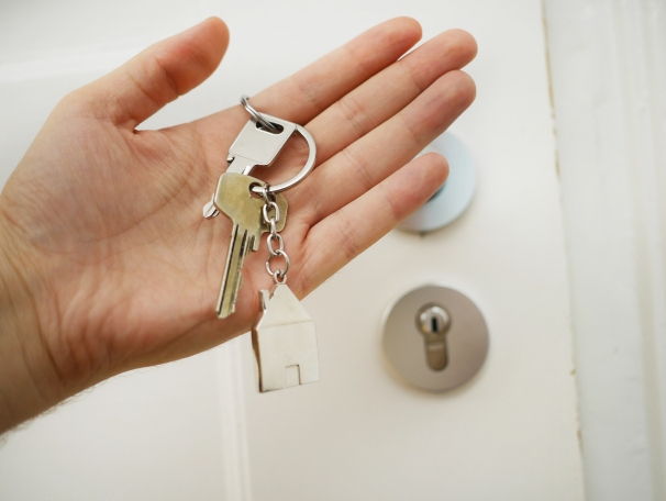 https://CarmenG.StopFeedingYourLandlord.com